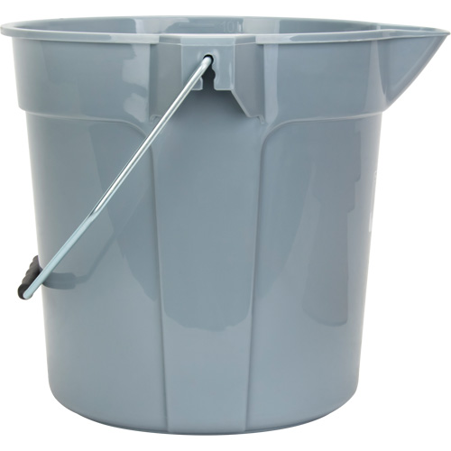 Round Bucket with Pouring Spout