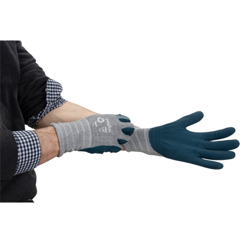 Eco-Friendly Lightweight Coated Gloves